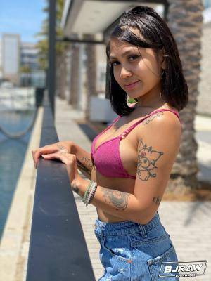 Original 2250 px/ 3000 px