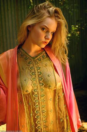 Original 1021 px/ 1536 px