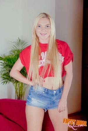 Original 683 px/ 1024 px