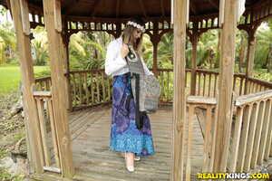 Original 1903 px/ 1269 px