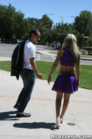 Original 600 px/ 900 px