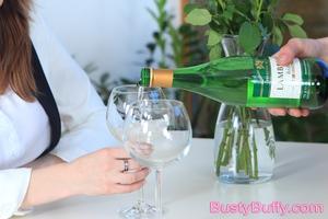 Original 2074 px/ 1382 px