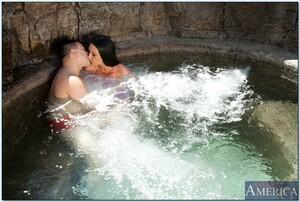 Original 850 px/ 571 px