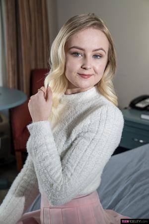 Original 1443 px/ 2160 px