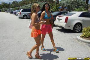 Original 900 px/ 602 px