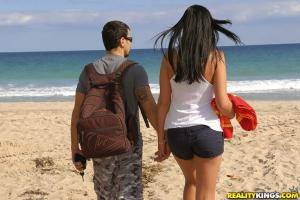 Original 765 px/ 512 px