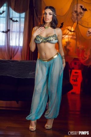 Original 3744 px/ 5616 px