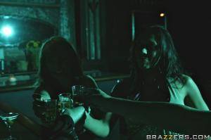 Original 900 px/ 599 px