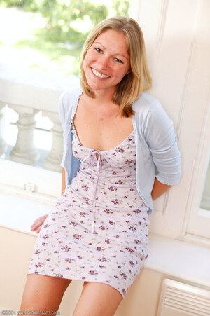 Original 852 px/ 1280 px