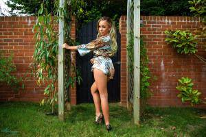 Original 4500 px/ 3000 px