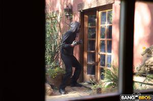 Original 2000 px/ 1333 px