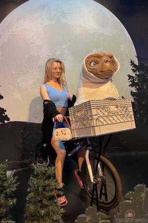 Original 2000 px/ 3000 px