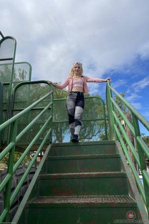 Original 2000 px/ 3000 px