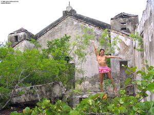 Original 2000 px/ 1500 px