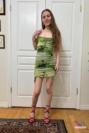 #ATKGirlfriends - Sia Wood