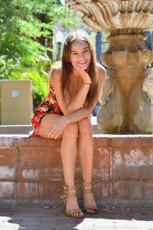 Original 852 px/ 1280 px