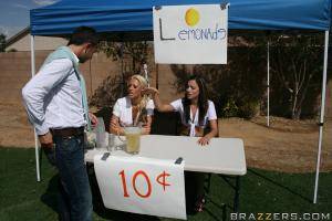 Original 900 px/ 600 px