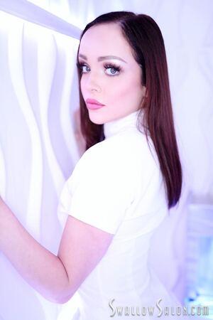 Original 854 px/ 1280 px