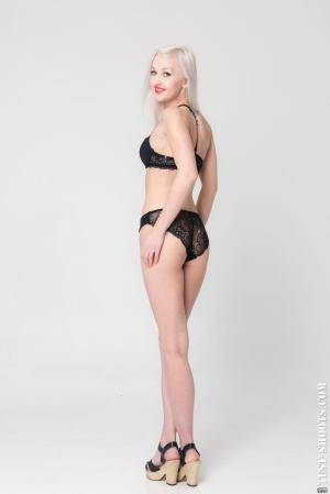 Original 854 px/ 1280 px