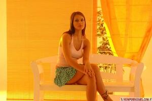 Original 1200 px/ 798 px