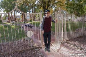 Original 3000 px/ 2000 px