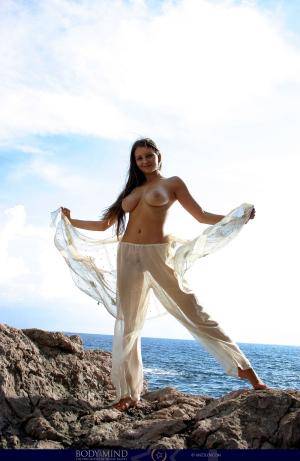 Original 1200 px/ 1847 px