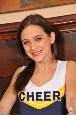 Original 1063 px/ 1600 px