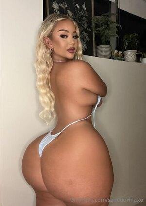 Original 642 px/ 903 px