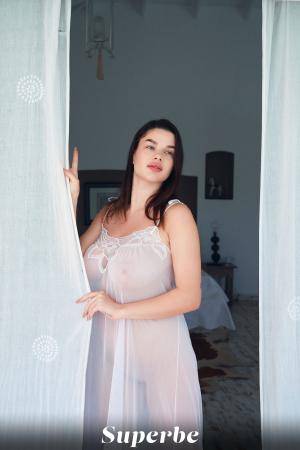 Original 2560 px/ 3840 px