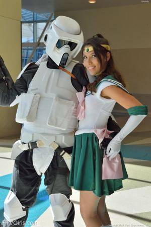 Original 852 px/ 1280 px