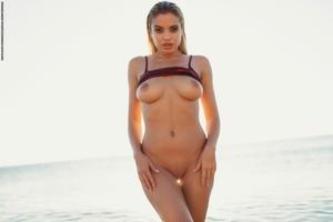 Original 3000 px/ 2000 px