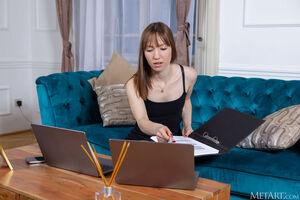 Original 2048 px/ 1366 px