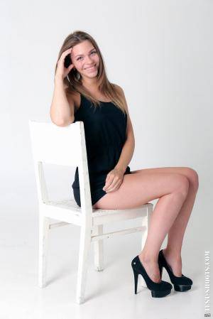 Original 854 px/ 1280 px