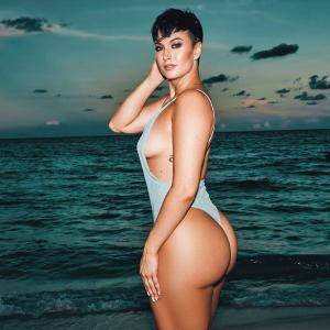 Original 1080 px/ 1080 px