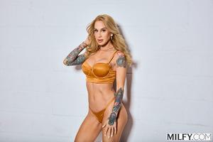 Original 3000 px/ 2000 px