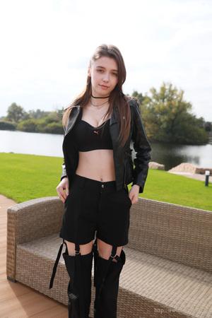 Original 2400 px/ 3600 px