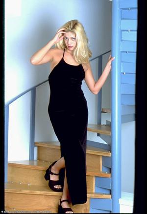 Original 683 px/ 990 px