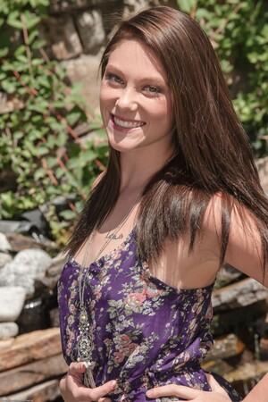 Original 682 px/ 1024 px