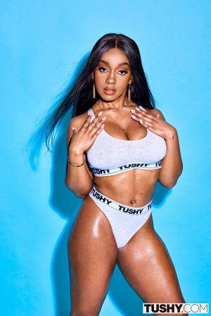 Original 2000 px/ 2999 px