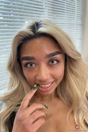 Original 2000 px/ 3000 px