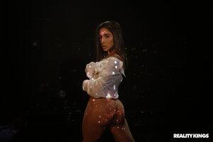 Original 3000 px/ 2000 px