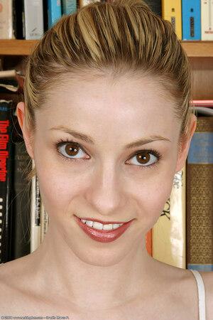 Original 682 px/ 1024 px