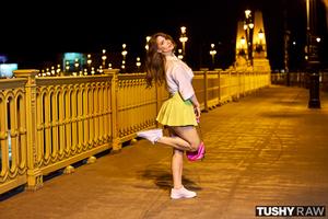 Original 2999 px/ 2000 px