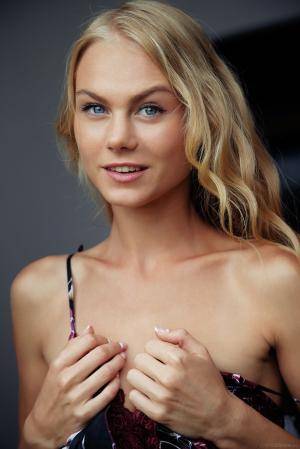 Original 2883 px/ 4324 px