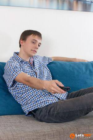 Original 854 px/ 1280 px