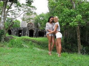 Original 2400 px/ 1800 px