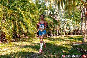 Original 1903 px/ 1269 px