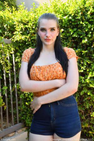 Original 3280 px/ 4928 px