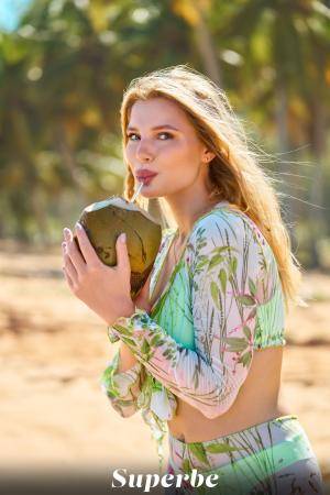 Original 2560 px/ 3840 px