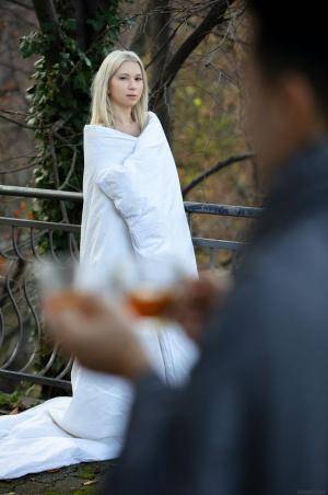 Original 849 px/ 1280 px